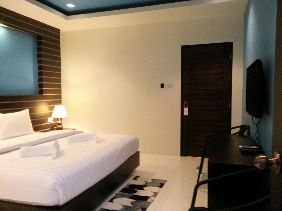 Purimas Resortel Rawai Екстер'єр фото