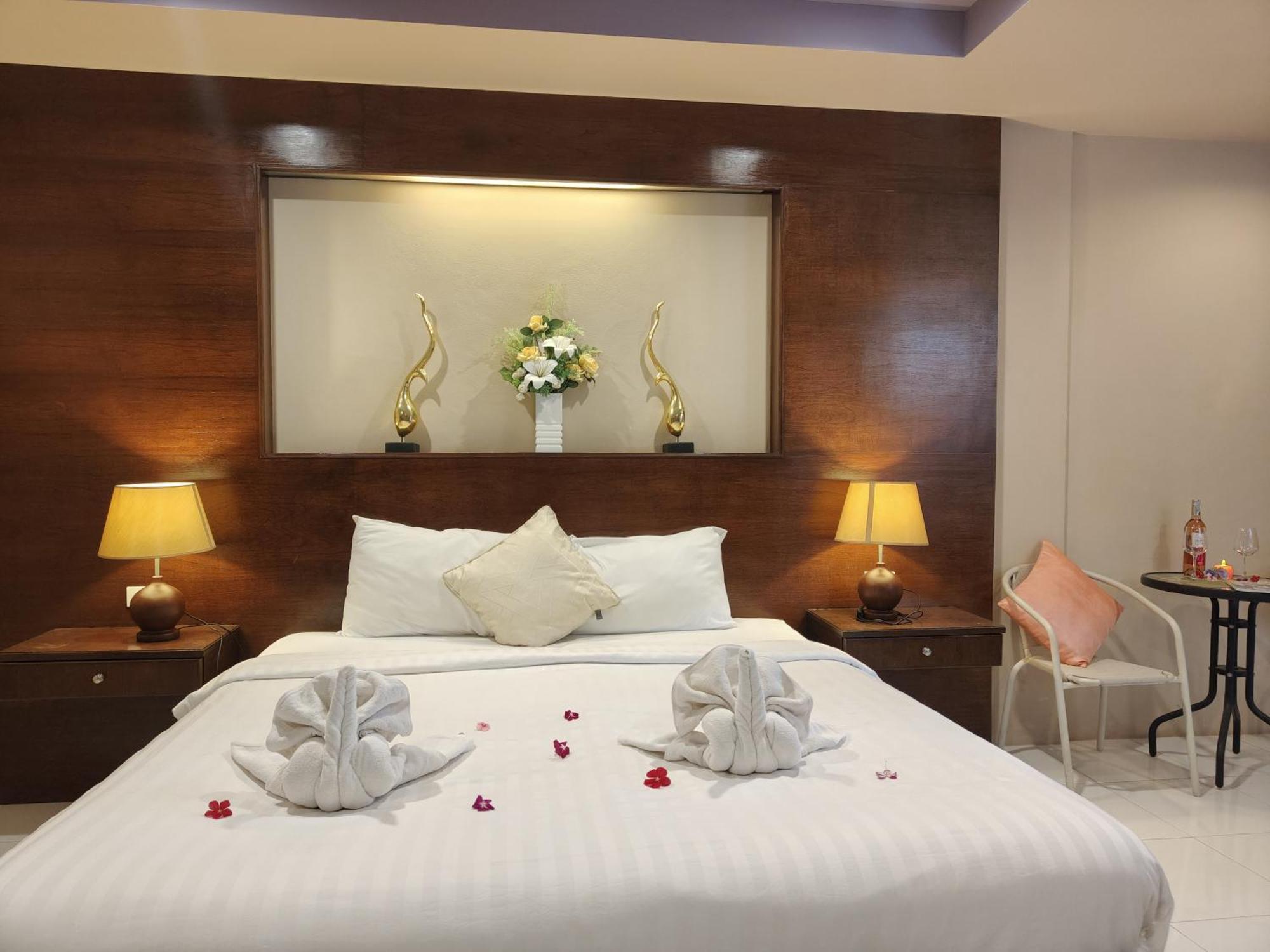 Purimas Resortel Rawai Екстер'єр фото