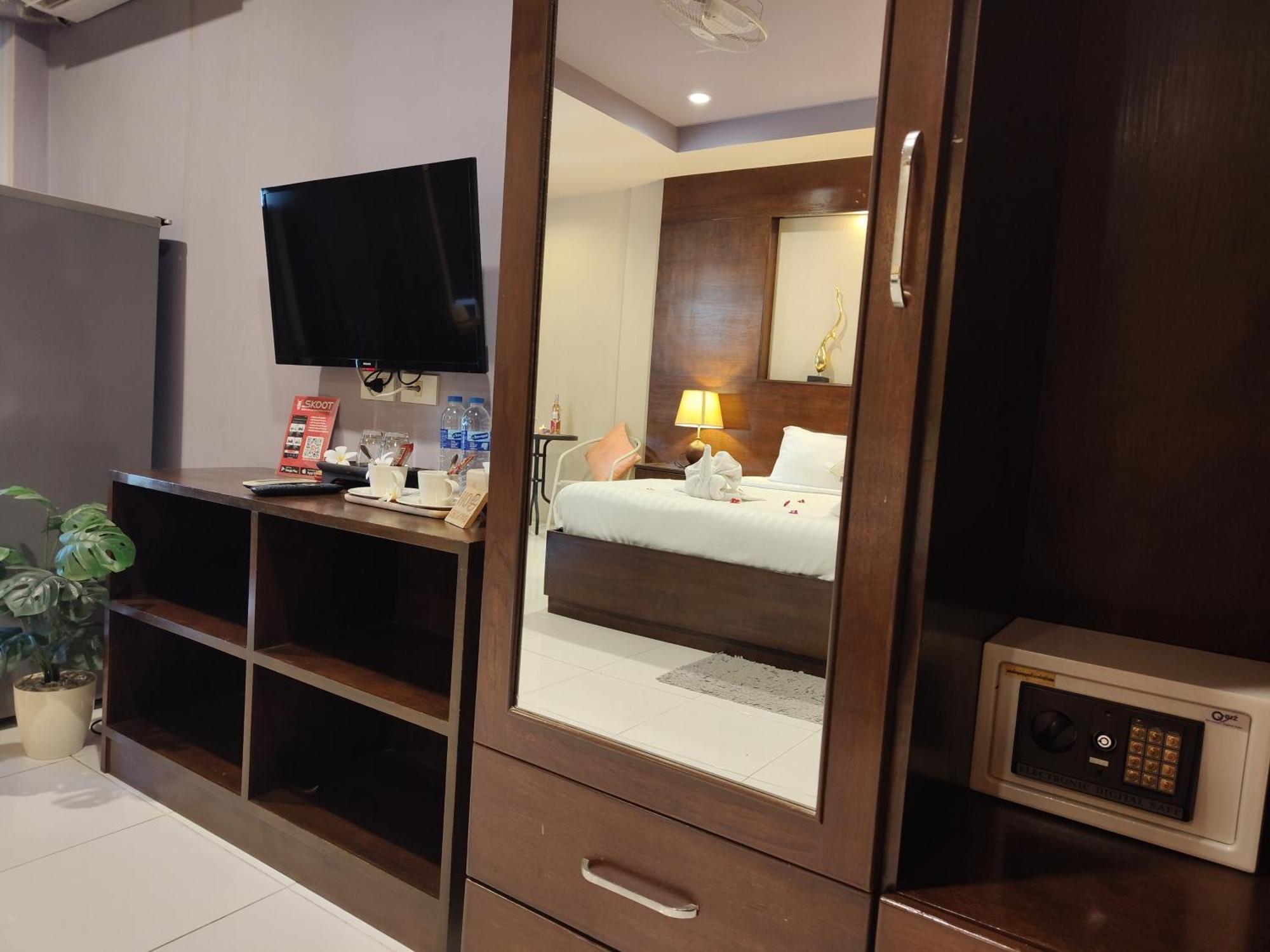 Purimas Resortel Rawai Екстер'єр фото